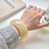 Verlaufendes halbtransparentes Harzarmband – Modisches breites rundes Armband für Damen, farbecht