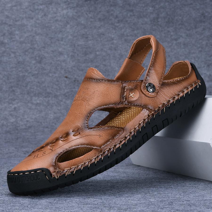 New Men's Summer Men's Shoes Casual Hole Hole Leather Shoes Bag Head Sandals Fashion Half Slippers Beach Large Size