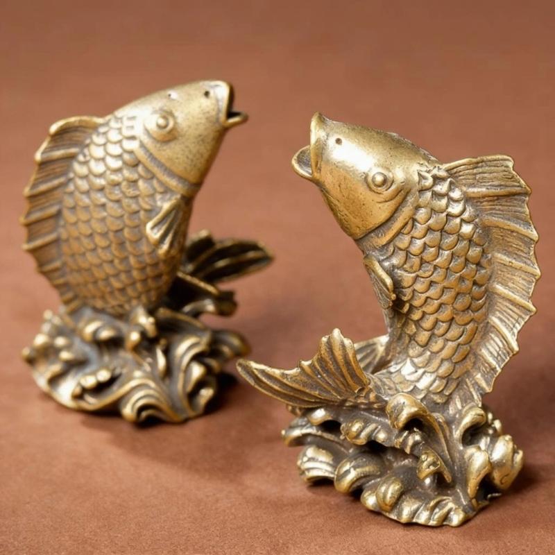 Brasses FengShui Fish Ornament Representing Luck and Wealth Artistic Decoration Item for Living Room Study