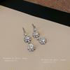 Diamond flower-shaped geometric necklace Korean ins sweet simple collarbone chain high-end versatile temperament jewelry