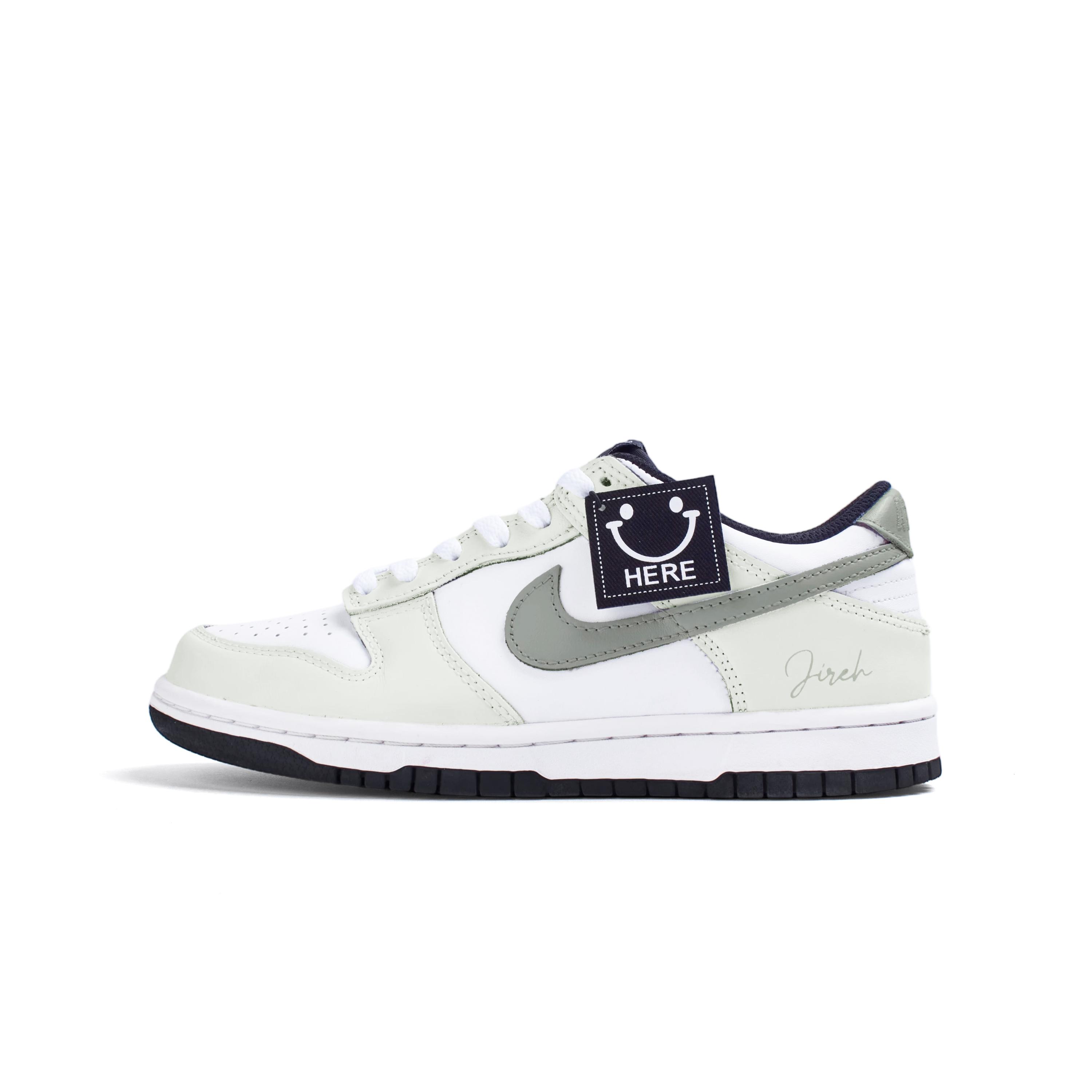 

Nike Dunk Synthetic Leather Abrasion Resistant Low top Skateboard Shoes Unisex White HF5441-100(Team354-) 39