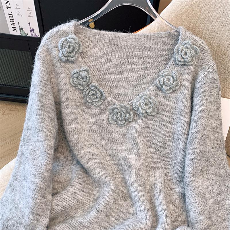 Pink Flower V-Neck Sweater - Plus Size, Mid-Length for Chubby Women, Fall/Winter 2024