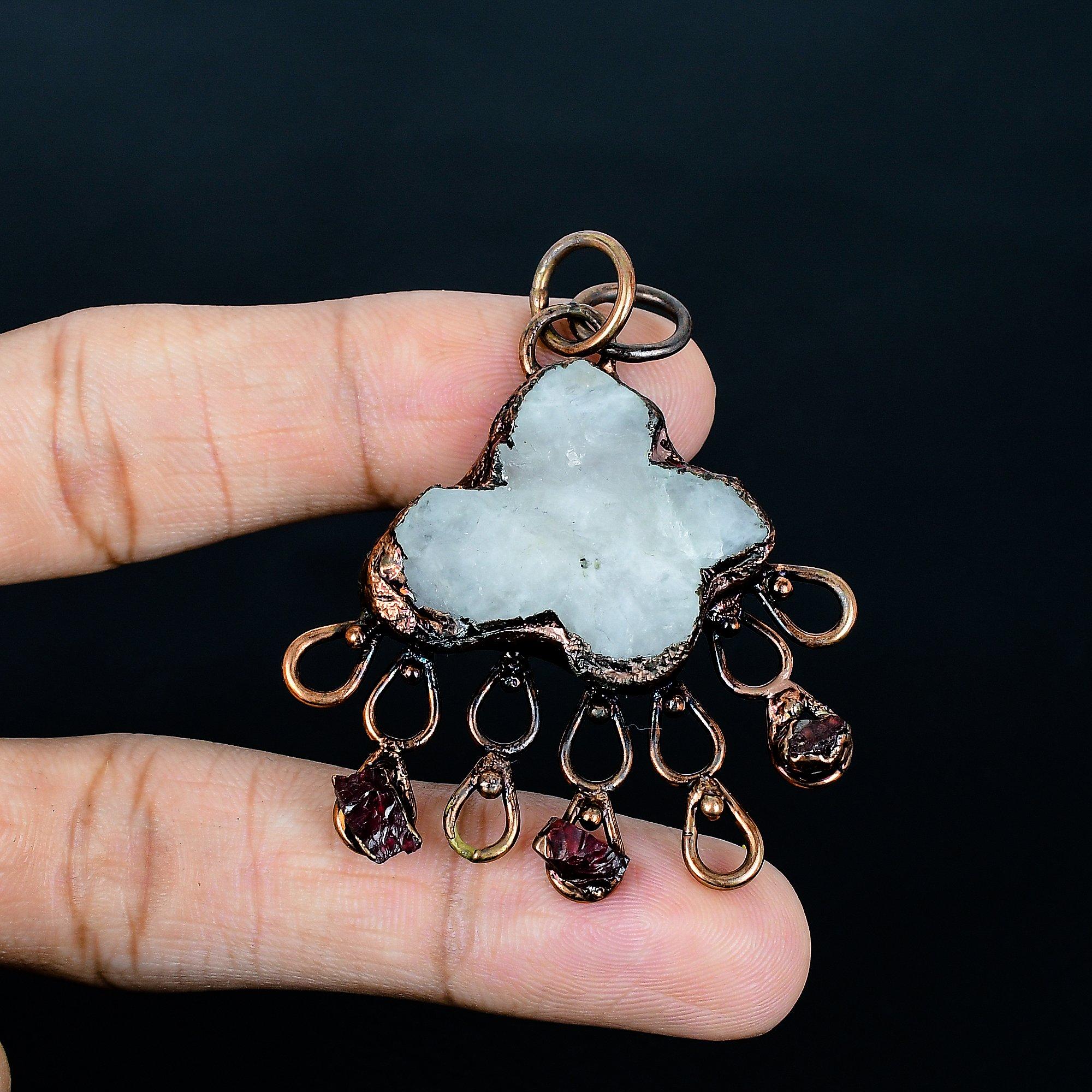 

Кулон из радужного лунного камня, Ювелирные изделия из драгоценных камней, Медный гальванопластический кулон, Красивый кулон ручной работы 2.55 Inches