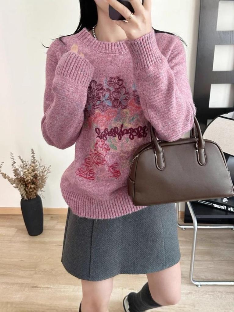 FAIRFAFO Grey Floral Embroidered Knit Sweater - Women's Loose Fit for Early Autumn