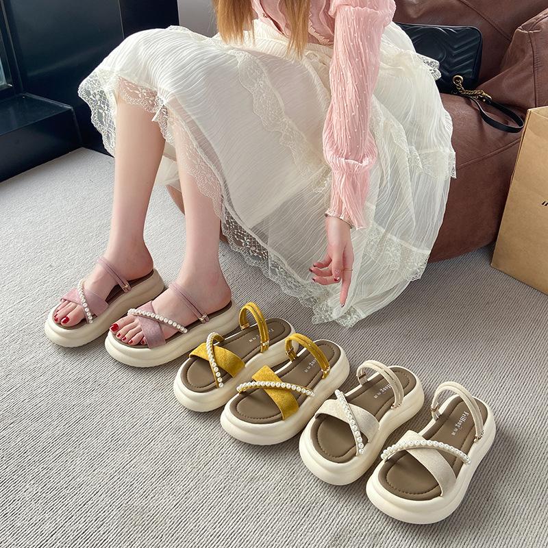 With skirt, sandals, female 2025 beautiful fairy wind cool slippers, new Roman thick-soled outer wear, casual spring and summer flat bottom