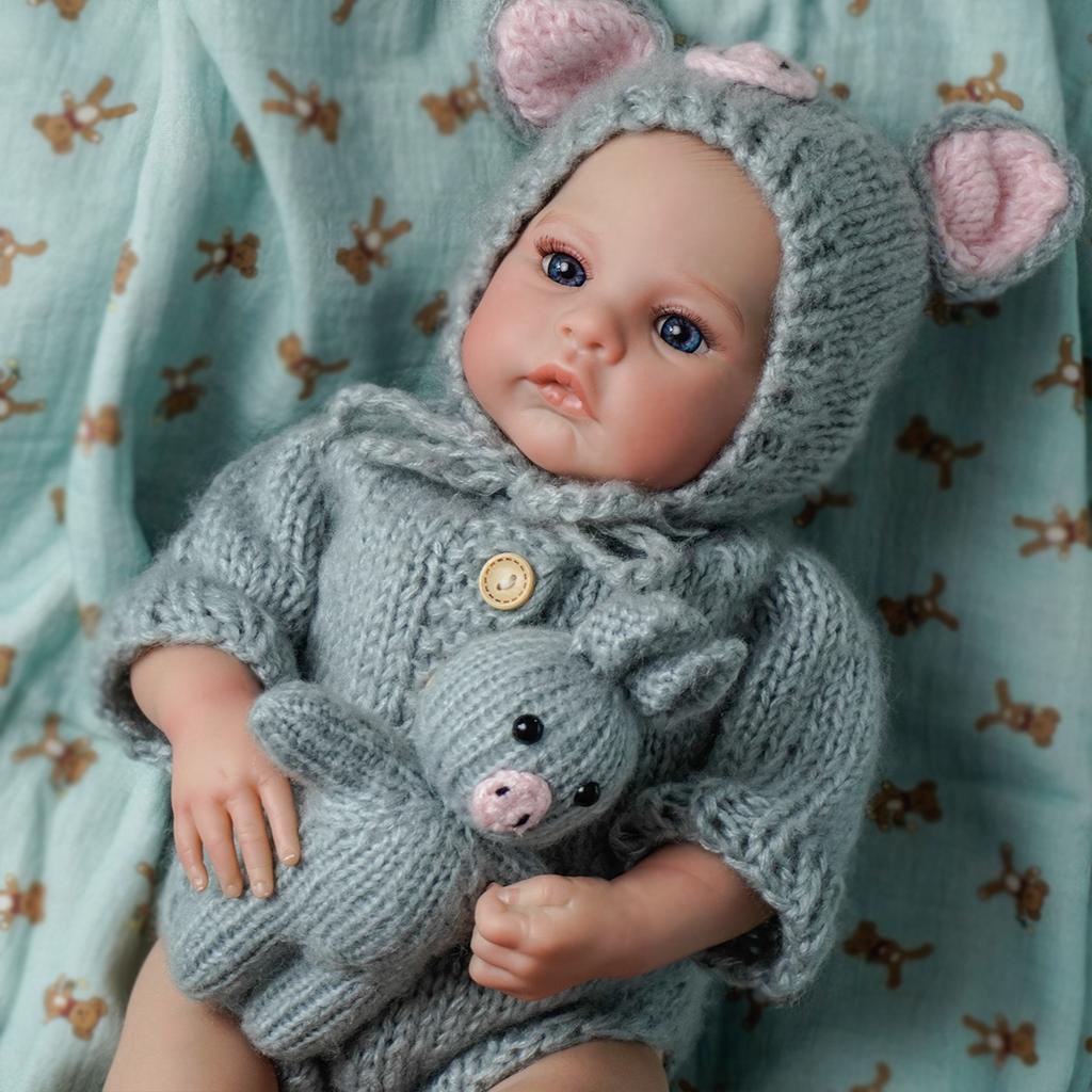 Realistic Newborn Baby Dolls Lifelike Reborn Baby Dolls With Clothes Soft Body Cloth Dolls Exquisite Gifts Accompanying Dolls