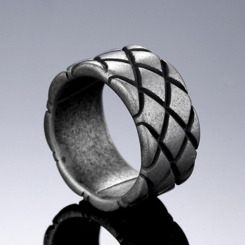 Trendy Men s Rhombus Retro Silver Ring, Titanium Steel Size 10
