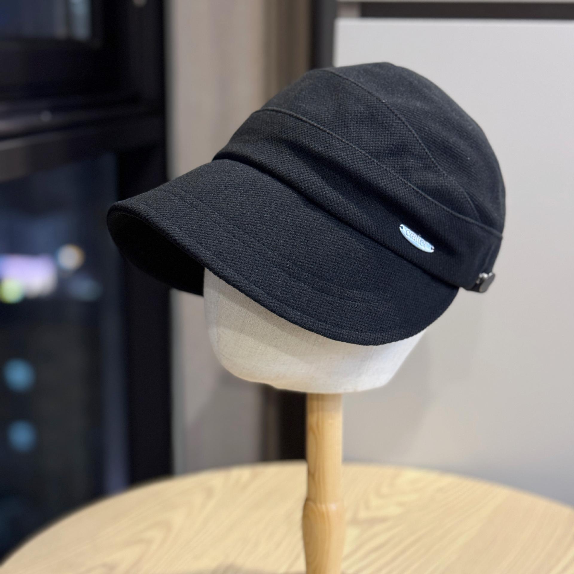

New women s autumn and winter hats: wide-brimmed fisherman s hats, versatile and stylish, make the face look smaller, equestrian hats, warm Adult54-60Average Size чёрный