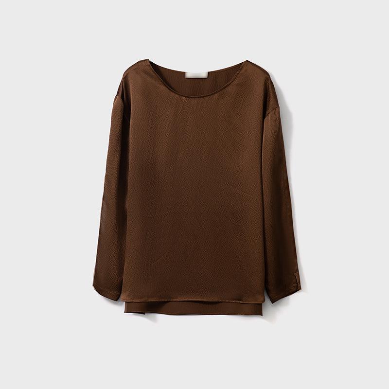 

Тяжелый топ из шелка малбери, жемчужного сатина, с длинным рукавом, круглым вырезом и подолом Large