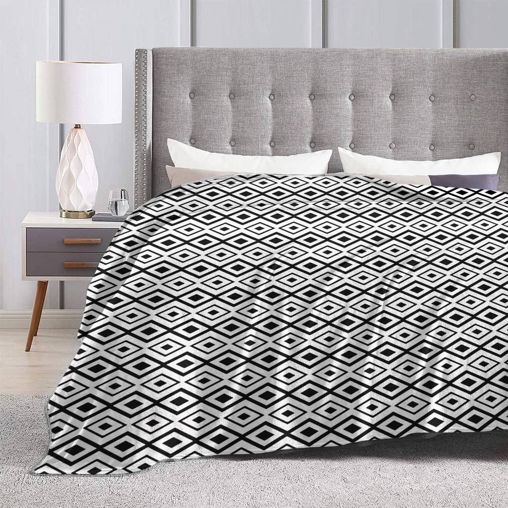 Black and White Retro Blankets Quality Super Soft Bedding Throws Autumn Girls Boys Couch Bed Comfortable Bedspread
