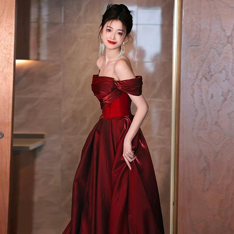 Pregnant women toasting clothes Bride shoulder red engagement dress high-end banquet adult dress fat mm large size