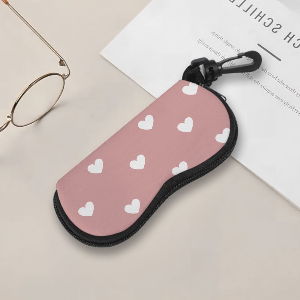 Cute Pink Heart Print Soft Eyewear Pouch,Sunglasses Case,Portable Spectacle Bag,Lightweight Anti Scratch Glasses Accessories for Women