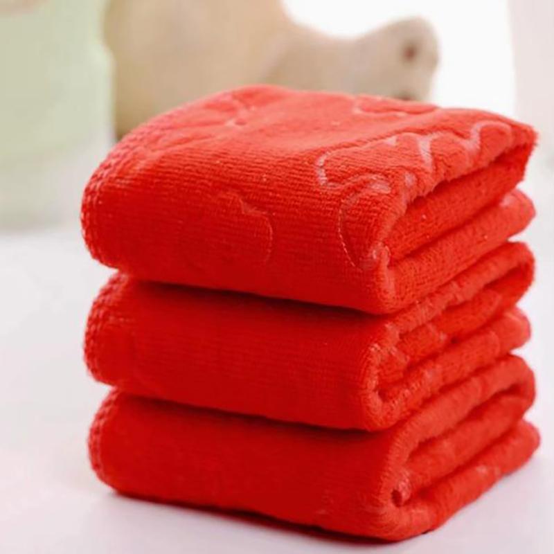 

Большой красный тисненый Happy Word красное полотенце из бархата толстый свадебный платок