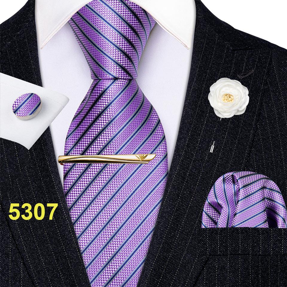 Modische Herren-Krawattenstangen mit Boutonniere-Hochzeit, formelle Seidenkrawatte, Taschentuch-Manschettenknöpfe, Designer-Set