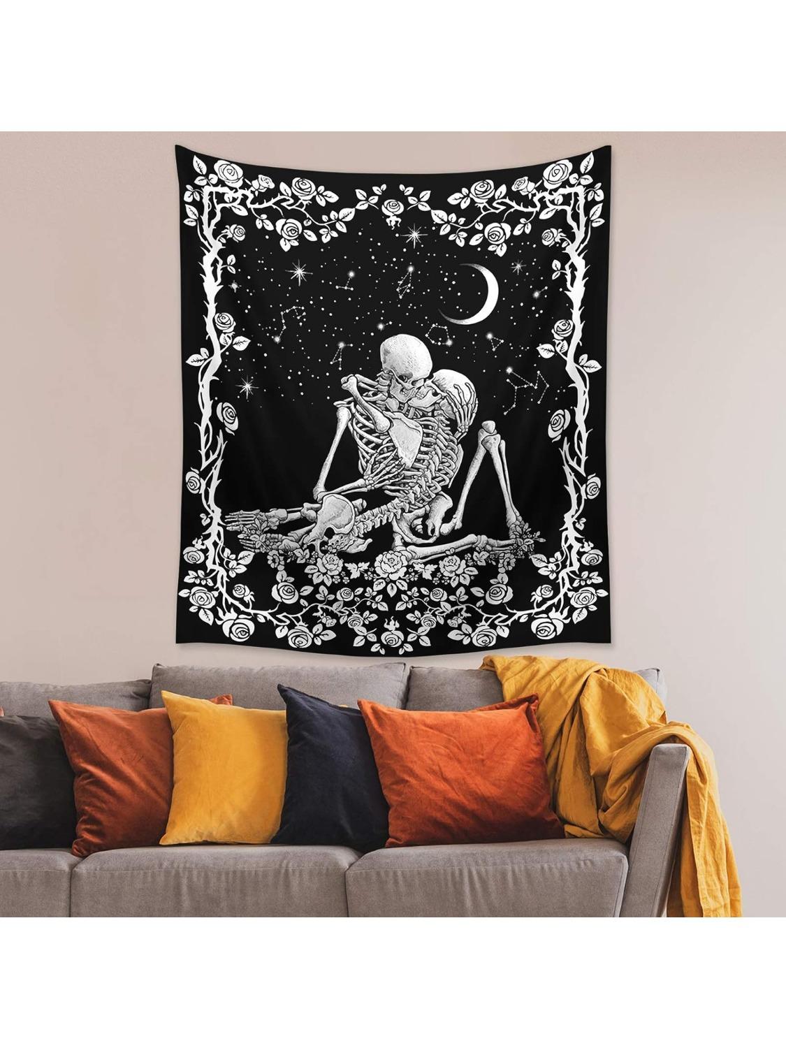 The Lovers Skull Tapestry,Black And White Romantic Constellation Skeleton Tapestries Wall Hanging Decor For Living Room Bedroom 70X100CM