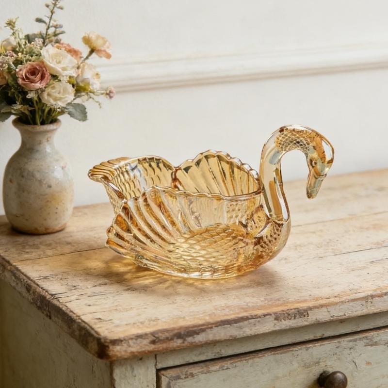 Glass Crystal Candy Plate,Decorative Candy Dish Glass Crystal Candy Bowl Nut Cookie Fruit Bowl Jewelry Tray for Women