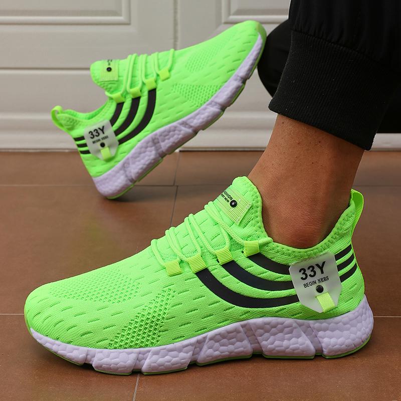 Men's Sports Shoes New Minimalist Versatile Lightweight Comfortable Soft Soled Casual Shoes Outdoor Training Walking Flat Shoes