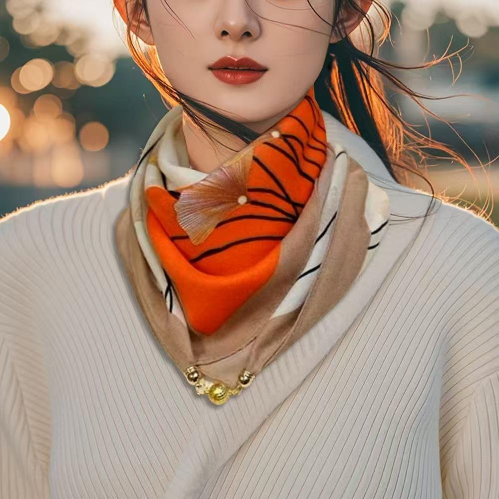 Silk Scarf Women'S Spring, Autumn And Summer Versatile Thin Magnetic Buckle Small Square Scarf Mother Scarf Scarf Neck Protection