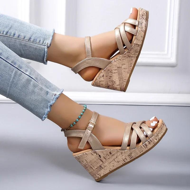 Neue Knöchelriemen Keilabsatz Sandalen für Damen 2025 Riemchen Dicke Plateau Sandalen Frau Sommer Schnalle Gladiator Schuhe Damen