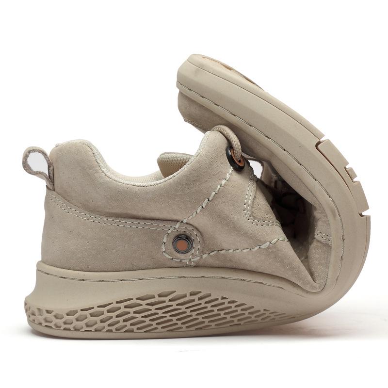 New Men's Shoes Breathable Low Top Sneakers Fashion Men's Breathable Wear-resistant Shoes Personality Skateboard Shoes Loafers