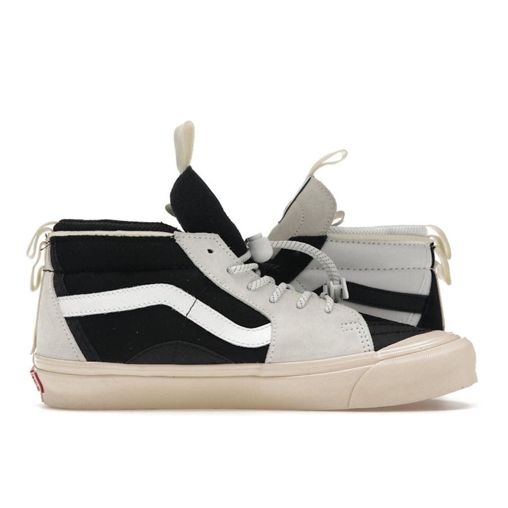 Advisory Board Crystals x Vans Sk8-Hi EXT Black White Unisex Sneakers VN000BW6BZW