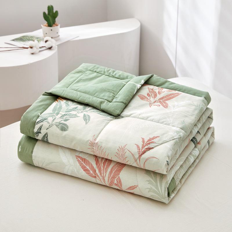 Summer Cool Cotton Quilt: Lightweight, Printed, for Double or Single Bedding
