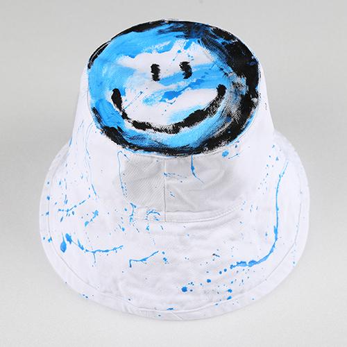 Deomaedeuniseu Hand Made Work Blue Smile Hat_Wh