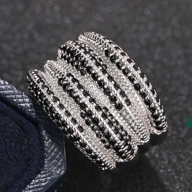 Stylish Lady Wide Ring with Black Crystal Stone Trendy Party Silver Color Finger Accessories for Women Statement Jewelry