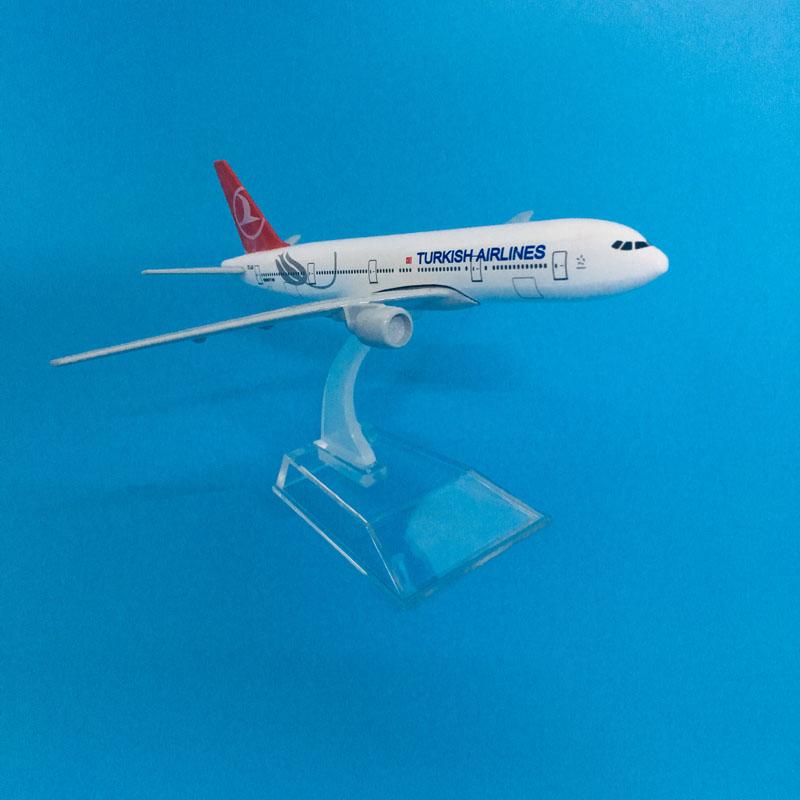 1/400 Scale 16cm Turkish Airlines Boeing 777 Aircraft Model Planel Airplane Diecast Metal Planes
