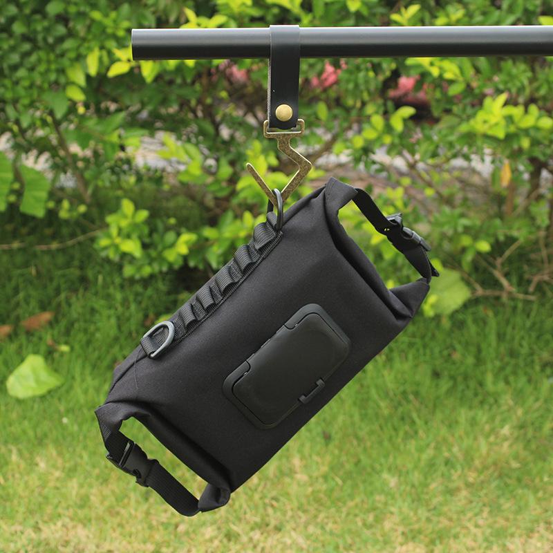 Outdoor Hanging Camouflage Tissue Dispenser Bag