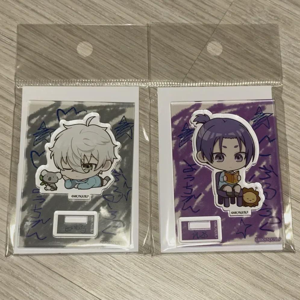 

Blue Rock Наги Лео Акриловый Стенд Сд