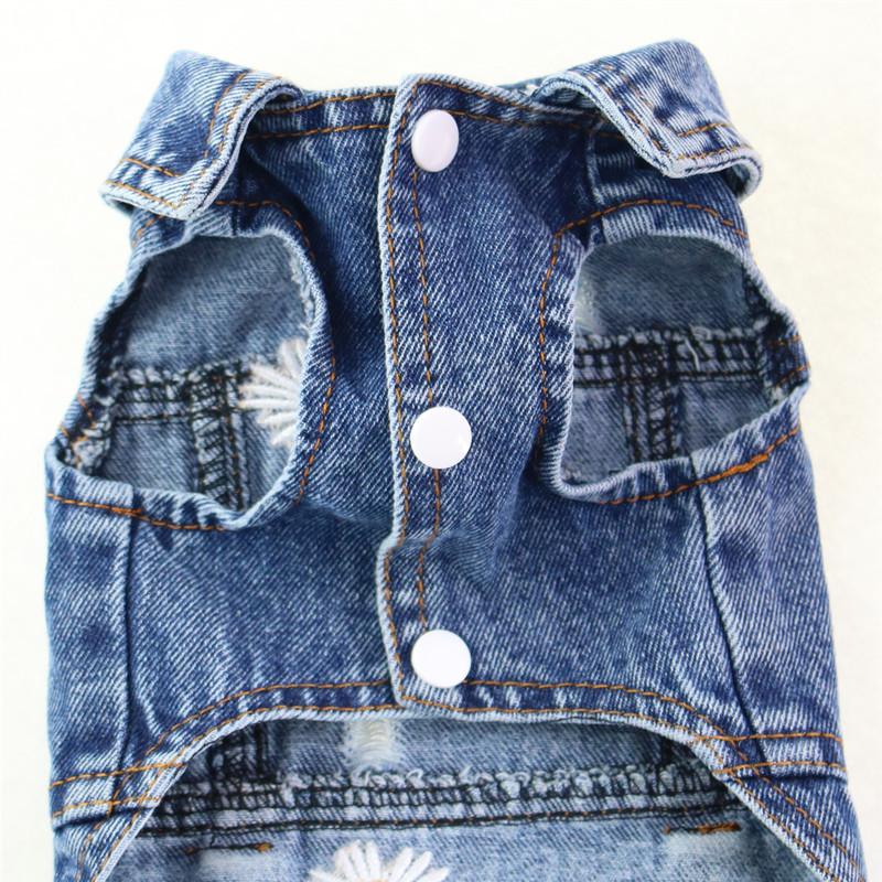 Pet cat small dog Yorkshire puppy dog clothes daisy denim vest vest spring and autumn