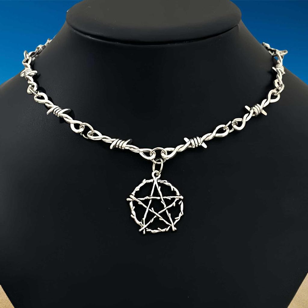 Punk Gotický Choker Náhrdelník Srdce a Trny - Unisex Módní Statement Doplněk