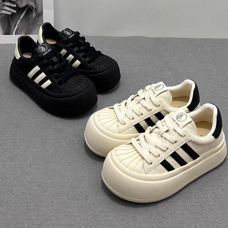 Dexun shoes women's 2026 new versatile thick-soled heightening casual shoes round head thick-soled muffin shoes board shoes