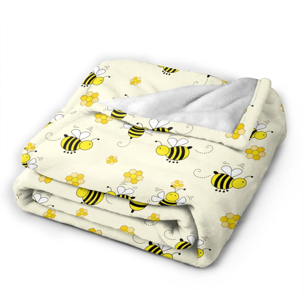 Bee in honeycomb and flowers Flannel Blanket  Super Soft Bedding Throws for Living Room Travel Office Bedspread Sofa Bed Cover
