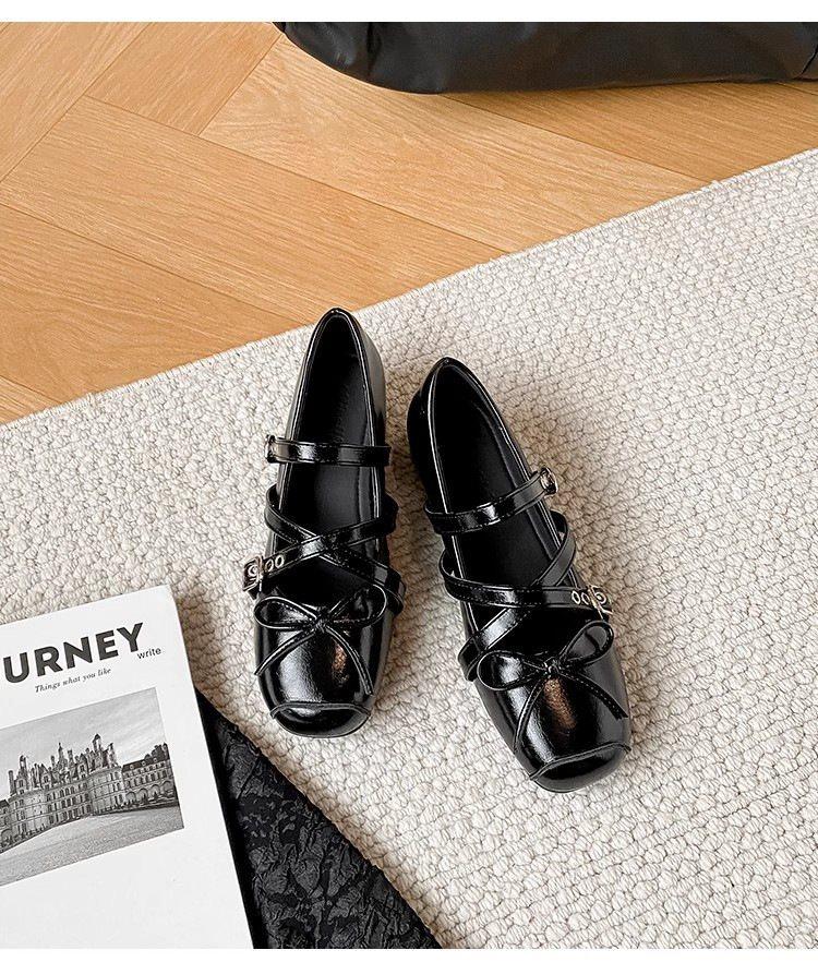

Summer 2025 single shoes square head ballet shoes new silver bow Mary Jane shoes inner height increase belt buckle soft sole 39