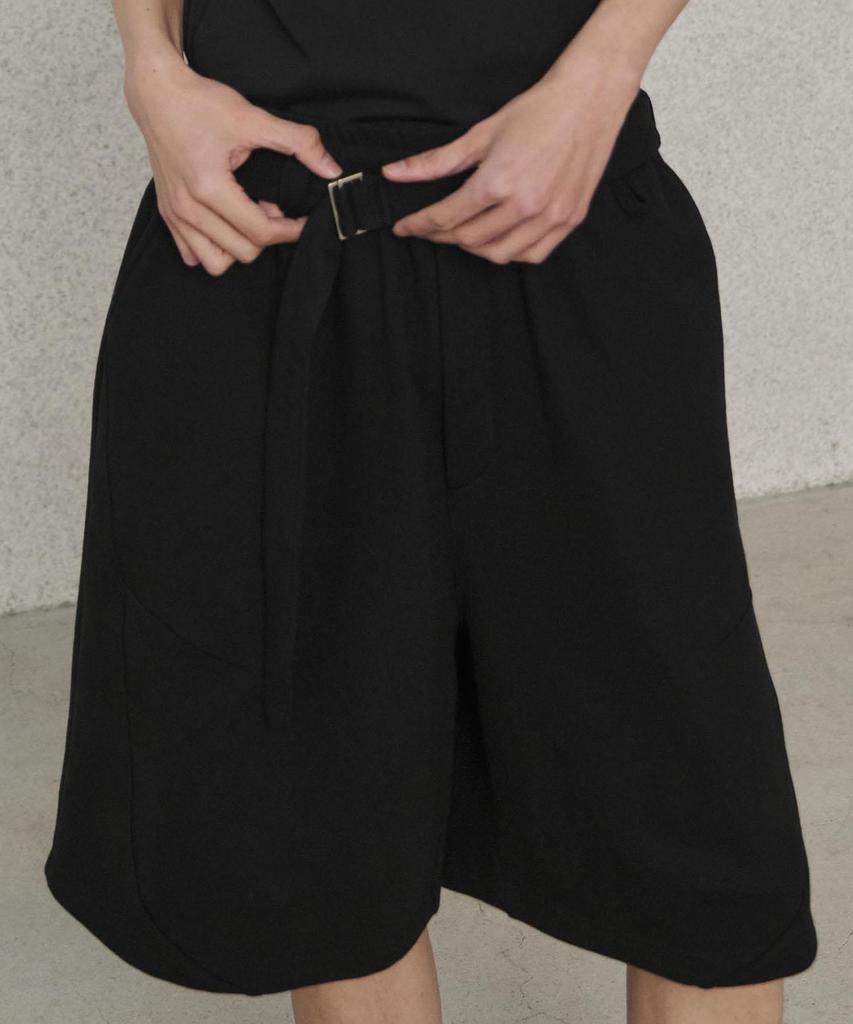 SENTAIR Belted Bermuda Wide Pants_Black