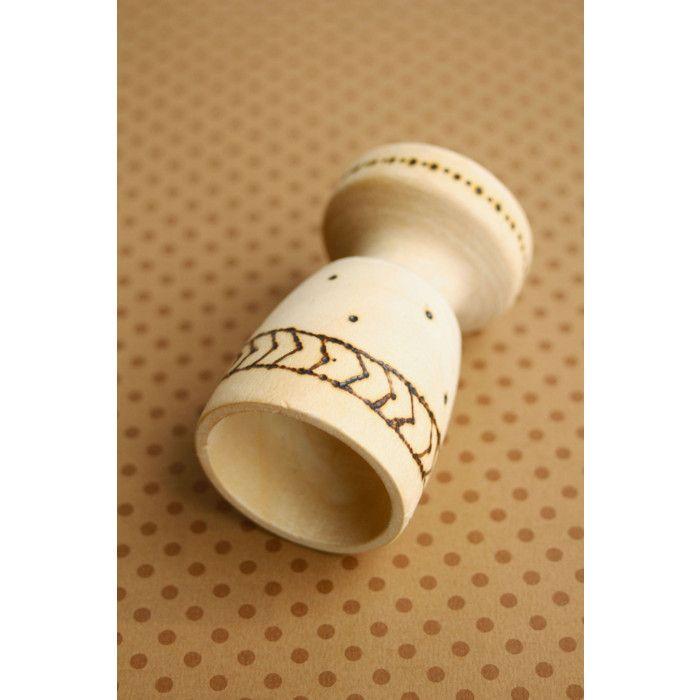 Wooden Egg Cup - Egg Cup - Ht 7cm - Diam 4cm - Brown