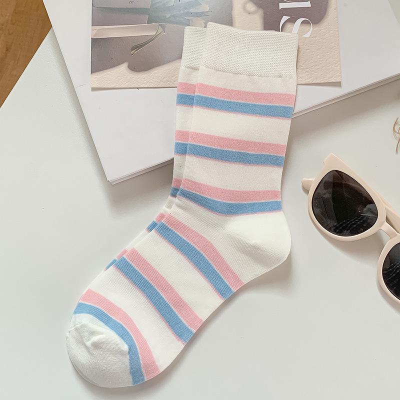 25 New Autumn/Winter Japanese Anti-Pilling Striped Cotton Mid-Calf Socks - Trendy College Style Colorblock for Women.