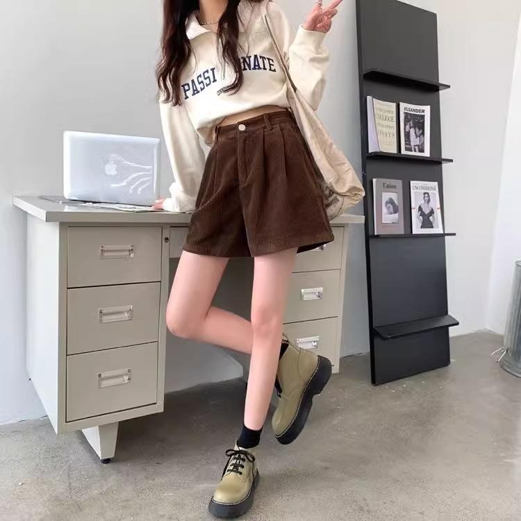 Women's Corduroy Loose Wide-Leg Shorts 2023 Autumn/Winter Korean A-line Petite Style