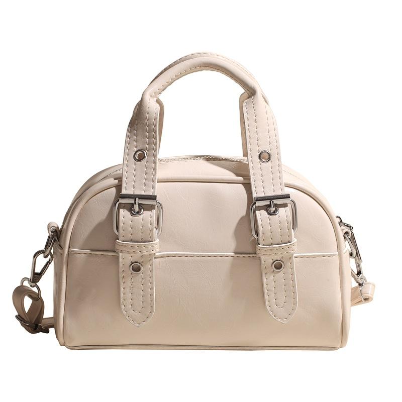 Premium bag women's new fashion trend shoulder messenger bag casual simple bowling bag pillow bag