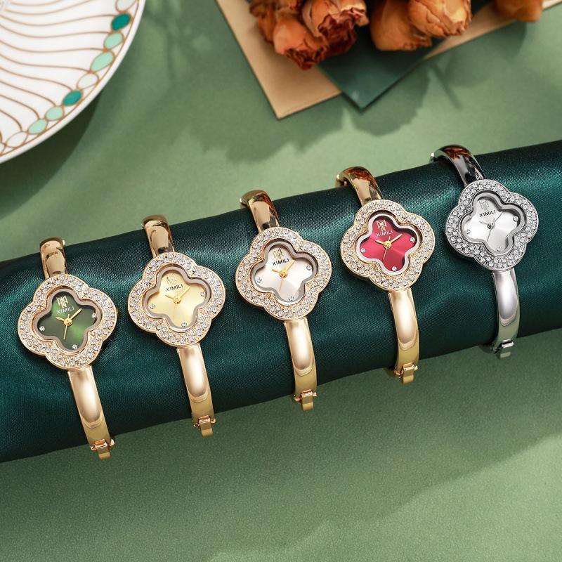 Cqqa Women's Light Bracelet Watch Simple Four-Leaf Clover Watch New Diamond-Encrusted Luxury Niche Watch High Value Quartz Watch