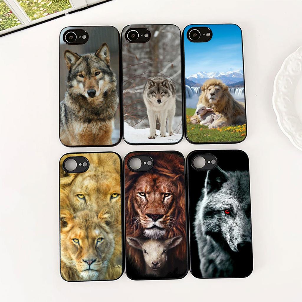 Casing for Motorola Moto G55 G45 G75 G85 G35 Edge 50 30 Fusion 40 NEO Ultra Pro Phone Cover Soft Case Lion Stalking Wolf Art