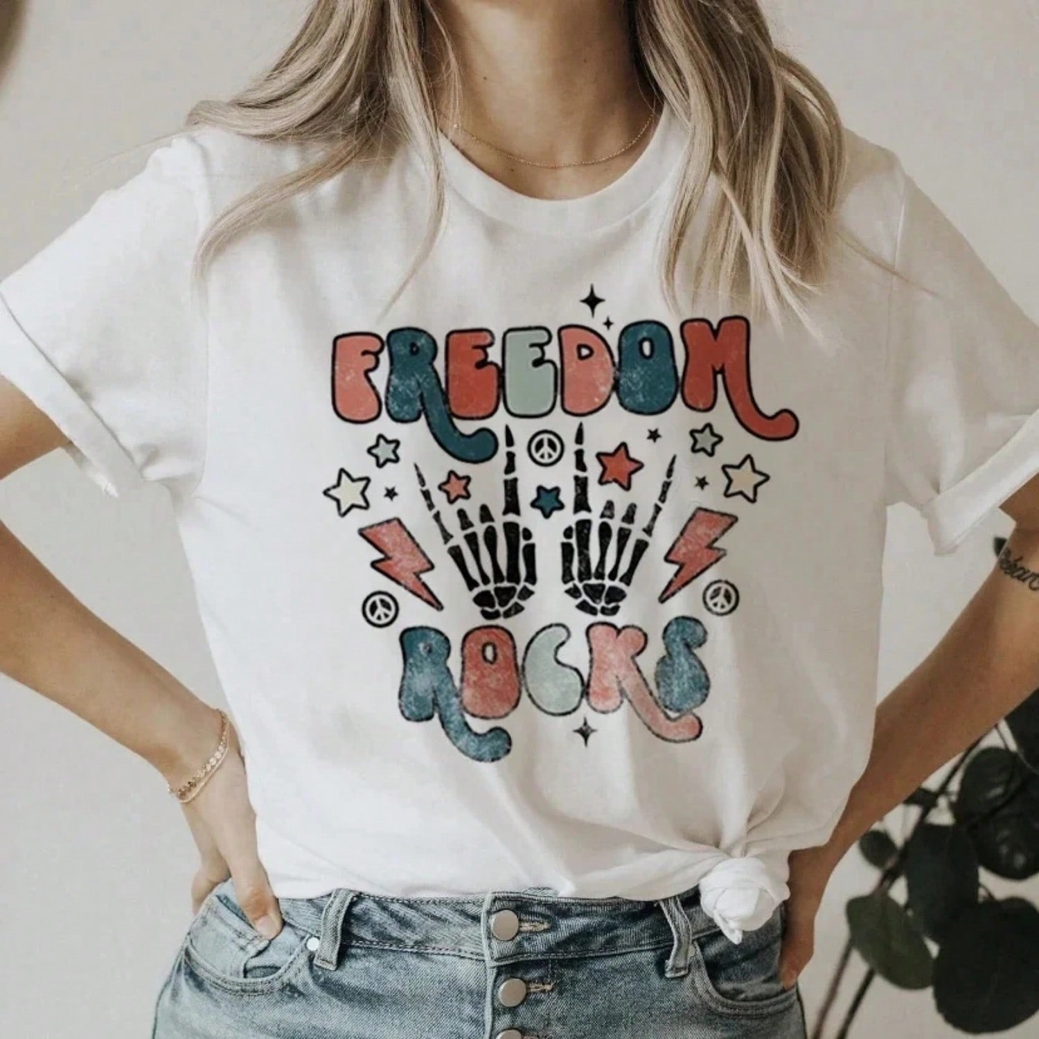 Lot Going On At The Mot T-Shirt Anyway We Are Never Getting Together T-Shirt Live Concert Top Unisex  Adult Kids Tshirt S разноцветный