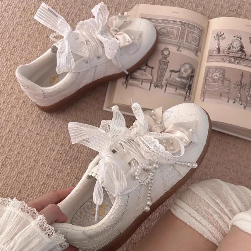 Scarpe da Ginnastica Casual con Pizzo Retrò e Suola Spessa, Nodo a Farfalla con Perle, Versione in Pelle di Mucca da Donna, Scarpe Dequn, Suola in Gomma, Scarpe da Skateboard