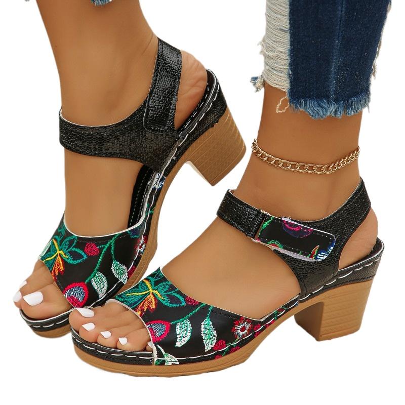 Mode Mode Sommer Damen Sandalen Outdoor Gemischte Farben Zehenfrei Schuhe für Damen Klobige Absätze Große Größe Rom Elegante Sandalen Damen