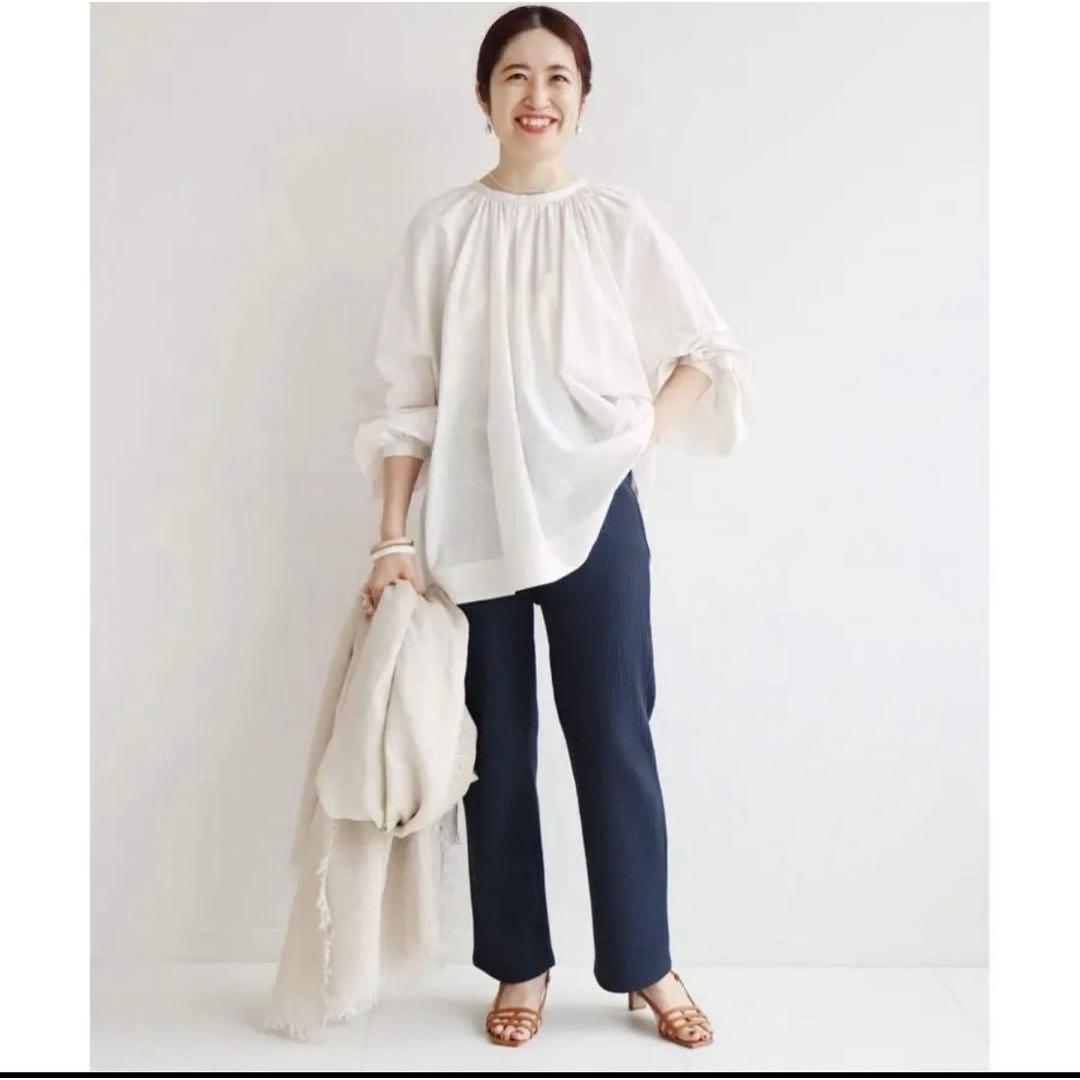 Jena gathered volume blouse