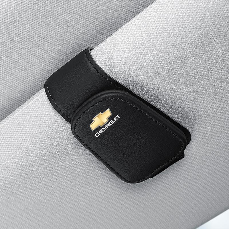 

Автомобильный солнцезащитный козырек Держатель для очков Зажим для солнцезащитных очков Для Chevrolet Sail Aveo Colorado Cobalt Silverado Beat Equinox Tahoe