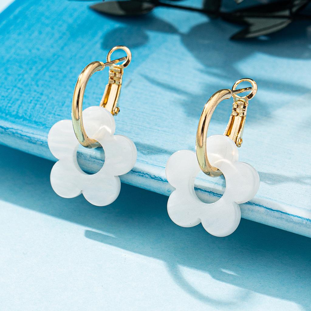 Fashion Exaggerated Flower Earrings Women'S Niche Design Sense Color Temperament Elegant Versatile Earrings