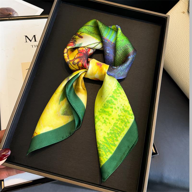 New Printed Scarf Imitation Silk Retro High-end Sunscreen Shawl Travel Neck Square Scarf Silk Scarf Headscarf
